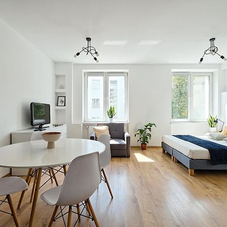 Urbannestgroup - Angorska Przy Stadionie Narodowym Varsovie Extérieur photo